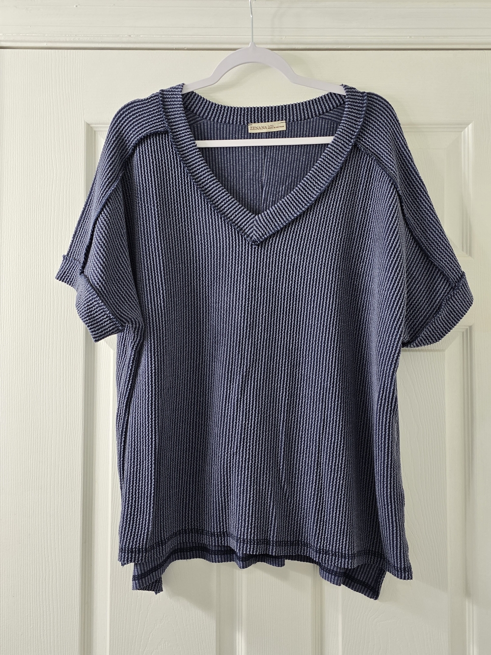 Zenana Raised Rib V-Neck Shirt Blue - L/XL